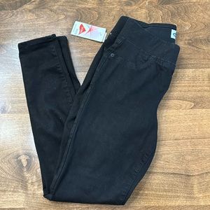 NWT Old Navy rockstar jeggings